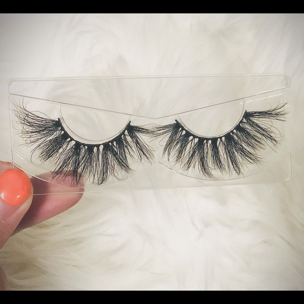 Mink Lashes in Style “Rose”